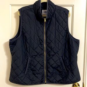 Ladies quilted puffer vest